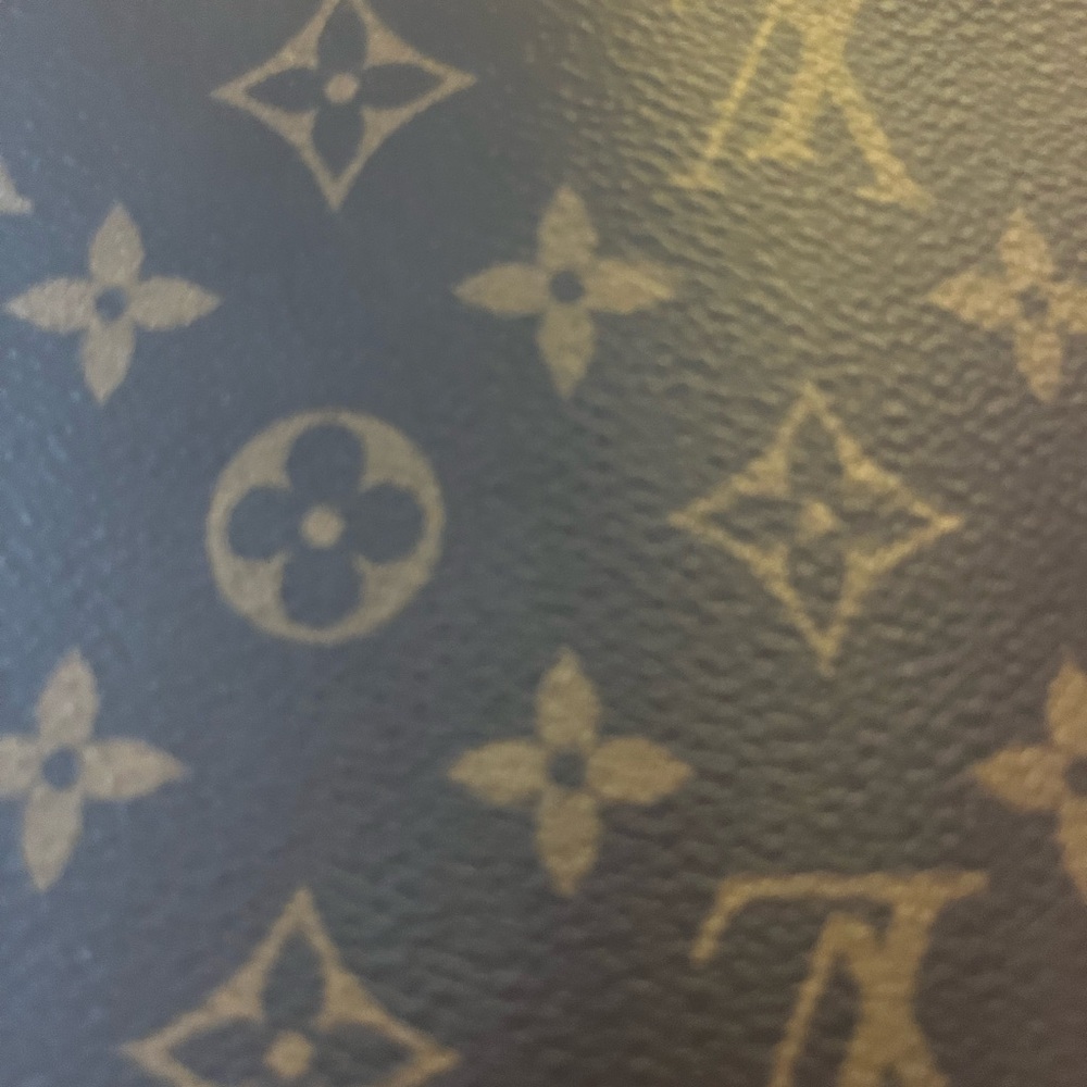 LV pouchette clutch - Picture 3 of 15